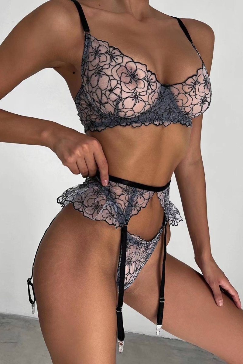 Ensemble en dentelle trois pièces - MERCY Gris - NAKED Underwear FR